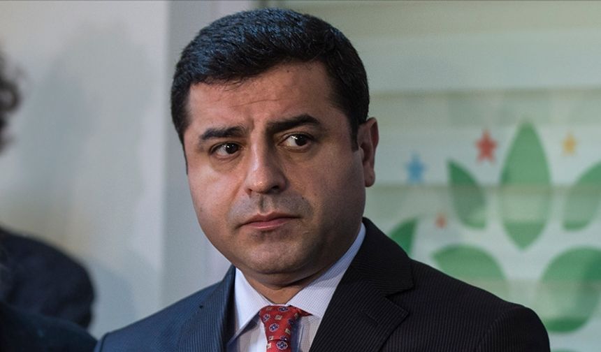 Selahattin Demirtaş'a "cumhurbaşkanına hakaret"ten bir yıl beş ay hapis cezası
