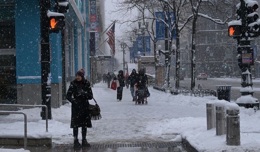 ABD'de kar fırtınası: 11 kişi hayatını kaybetti, yüz binlerce hane elektriksiz