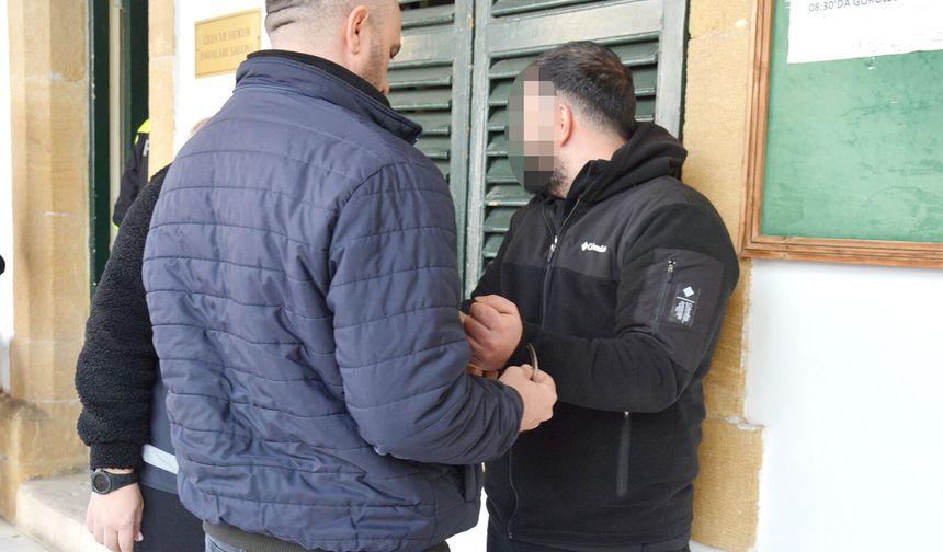 Aynı Araçları İki Kez Sattığı İddia Edilen Zanlı Cezaevine Gönderildi