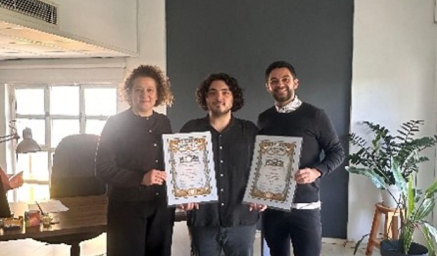 DAÜ Mimarlık Fakültesi İç Mimarlık Bölümü’ne Golden Trezzını Awards’tan çifte Platınum ödülü