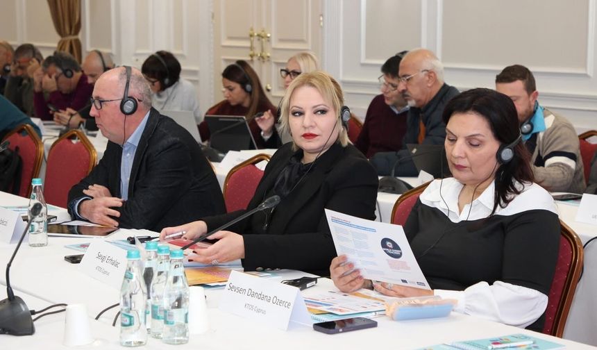 KTÖS heyeti, Moldova’da eğitim seminerine katıldı