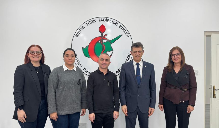 Kamu Hizmeti Komisyonu Başkanı Köseoğlu KTTB’yi ziyaret etti