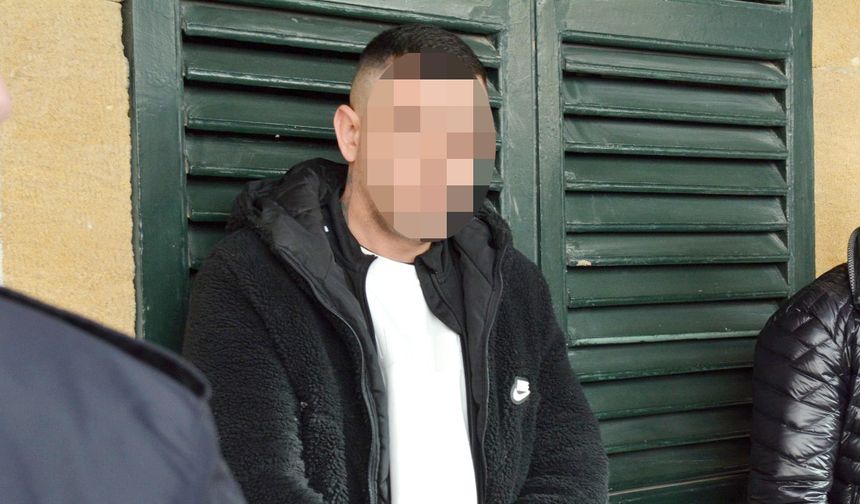 Ercan’da X-Ray’e Takıldı: Çantadan Mermi Çıktı