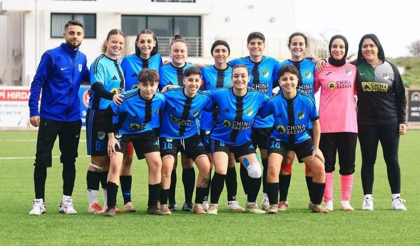 Kadınlar Kıbrıs Kupası’nda gözler yarı finalde