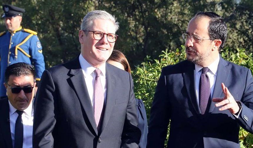 İngiltere Başbakanı Starmer, Hristodulidis’le telefonda üsler konusunu görüştü