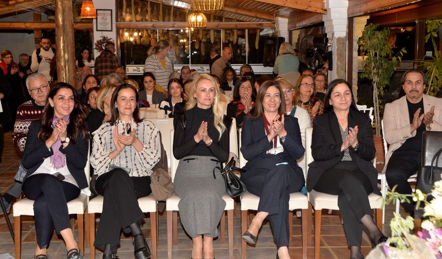 Nilden Bektaş Erhürman “Kadın Sağlığı ve Okuryazarlığı Paneli”ne katıldı