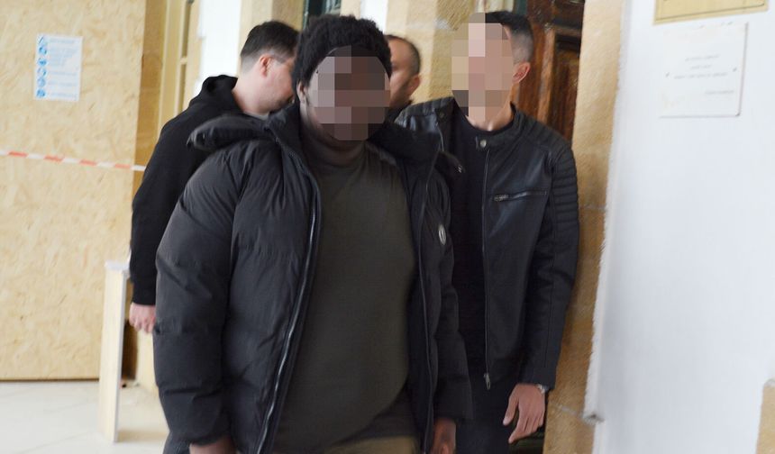 Taksiciyi 6 bin TL dolandırdı