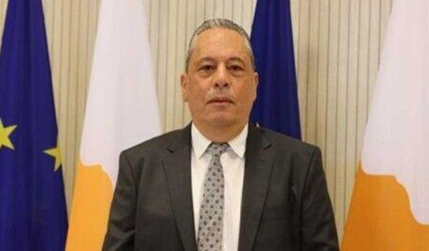 Rum Savunma Bakanı: “Hava savunmasını, deniz kuvvetini ve tankları güçlendiriyoruz”