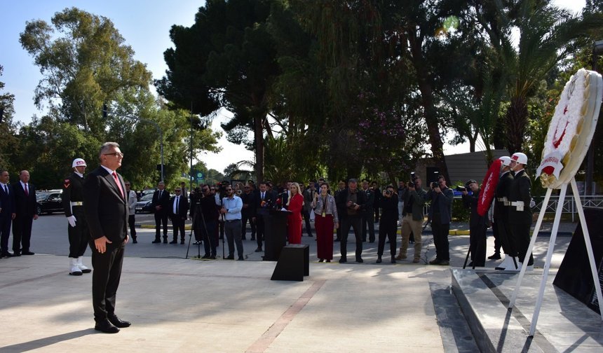 23 Nisan Ulusal Egemenlik ve Çocuk Bayramı törenlerle kutlanıyor… Lefkoşa Atatürk Anıtı’nda tören düzenlendi