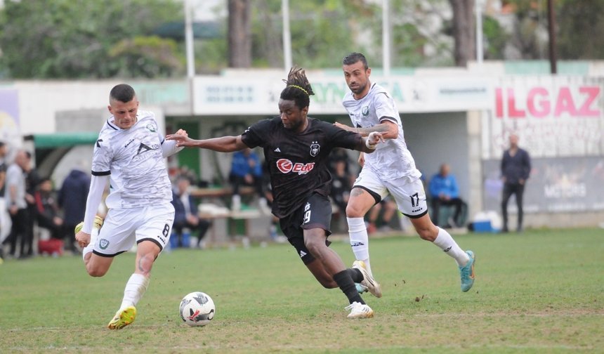 Yenicami, Yeşilova’yı 90+6’da “YAK “tı..! (2-3)