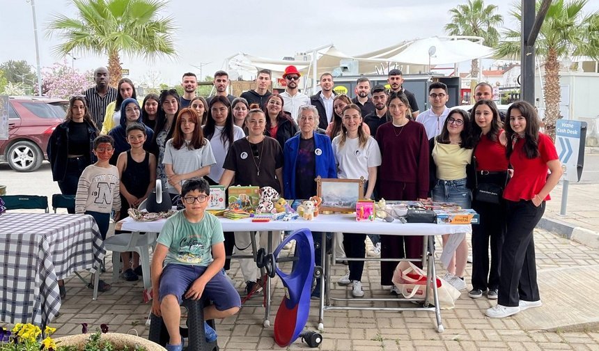 Hemşirelik ve diyetisyenlik öğrencileri yararına kermes