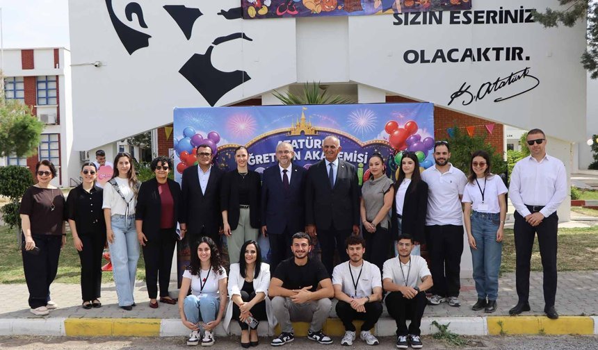 Çavuşoğlu: “Çocuk Şenliği, geleceğin öğretmenleri için deneyim sunuyor”