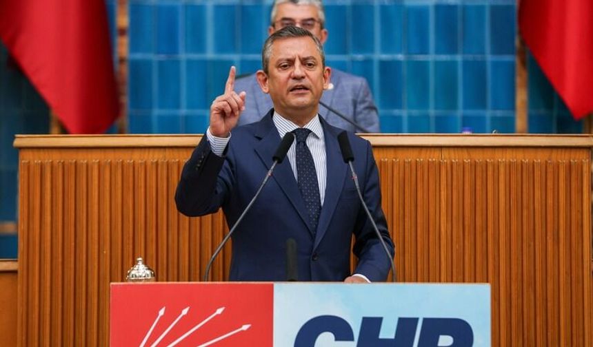 Özgür Özel, yeniden CHP TBMM Grup Başkanı seçildi
