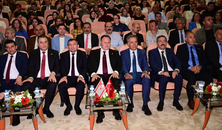 Öztürkler: “Üniversiteler, toplumun geleceğini şekillendiren merkezlerdir”