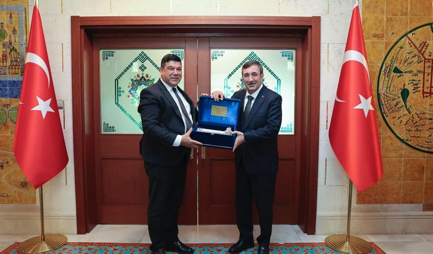 DAÜ Rektörü Kılıç, Türkiye Cumhurbaşkanı Yardımcısı Yılmaz’ı ziyaret etti