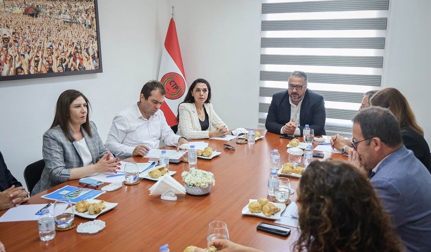 İncirli: “Hayat pahalılığıyla mücadele ülkenin önündeki en önemli başlıklardan biri olacak”