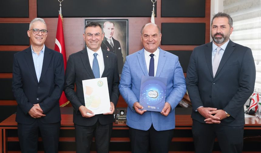 Değirmenlik Akıncılar Belediyesi ile Kuzey Kıbrıs Turkcell dijital dönüşüm protokolü imzaladı