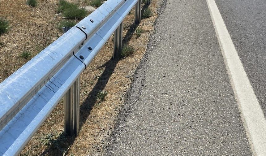 Lefkoşa-Güzelyurt ana yolunda oto korkuluk çakım işleri başladı