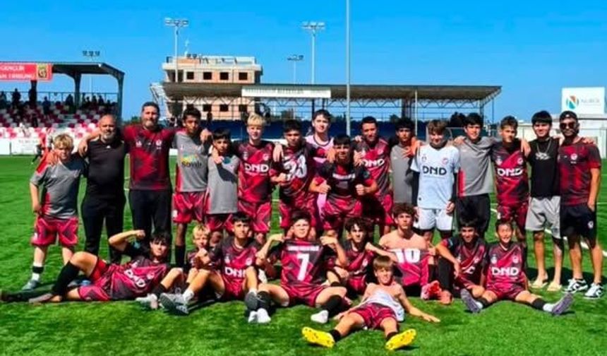Gençler Birliği U15 Tur Atladı