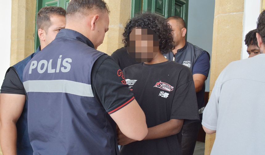 Trafik Kontrolünde Uyuşturucuyla Yakalanan Zanlı Mahkemeye Çıkarıldı