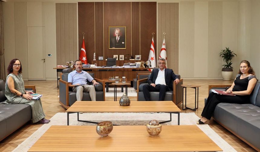 HAKSEN, Cumhurbaşkanı Erhürman’ı ziyaret etti: "Kamu Görevlileri Yasası bu haliyle onaylanmamalı"