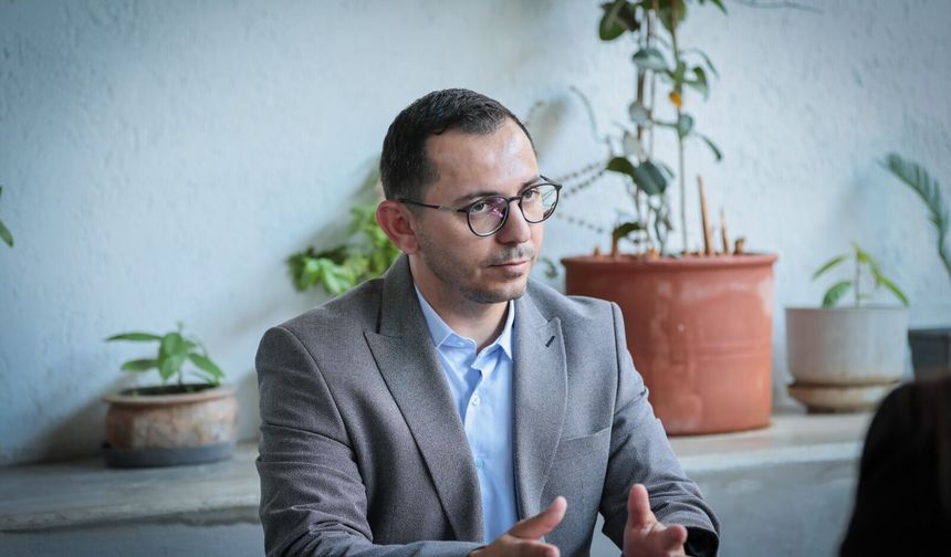 TEL-SEN Başkanı Üredi: “Devlet yönetimi bilgiyle yapılır, algıyla değil”