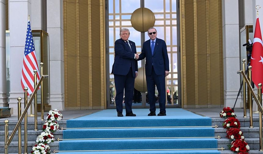 Türkiye Cumhurbaşkanı Erdoğan, ABD Başkanı Trump'ı resmi törenle karşıladı