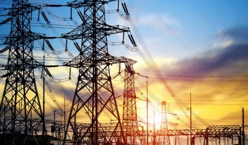 Yeniboğaziçi Trafo Merkezi’nde arıza...İskele ve Gazimağusa'da bir çok bölgeye elektrik verilemiyor