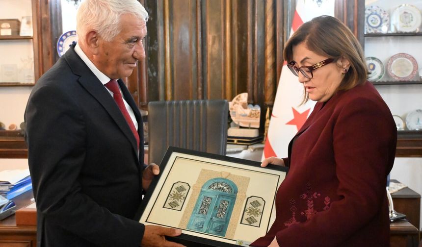 Özçınar, Gaziantep Büyükşehir Belediye Başkanı Şahin ile görüştü