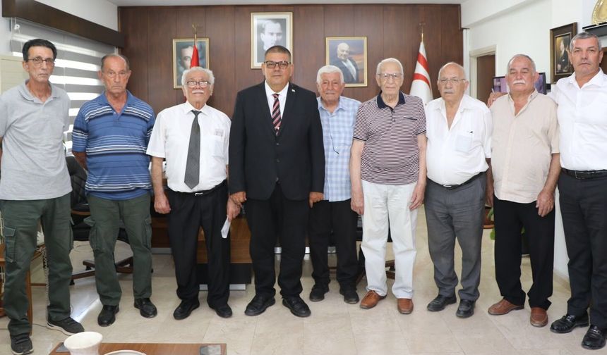 Berova, Emekli Mücahitler Derneği heyetini kabul etti