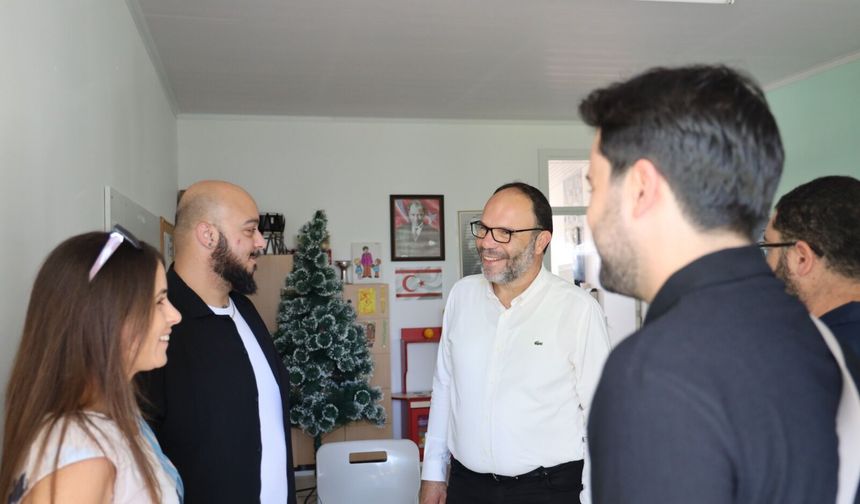İskele Belediyesi ile Fizyoterapistler Derneği'nden Ötüken Özel Eğitim Okulu'na ziyaret