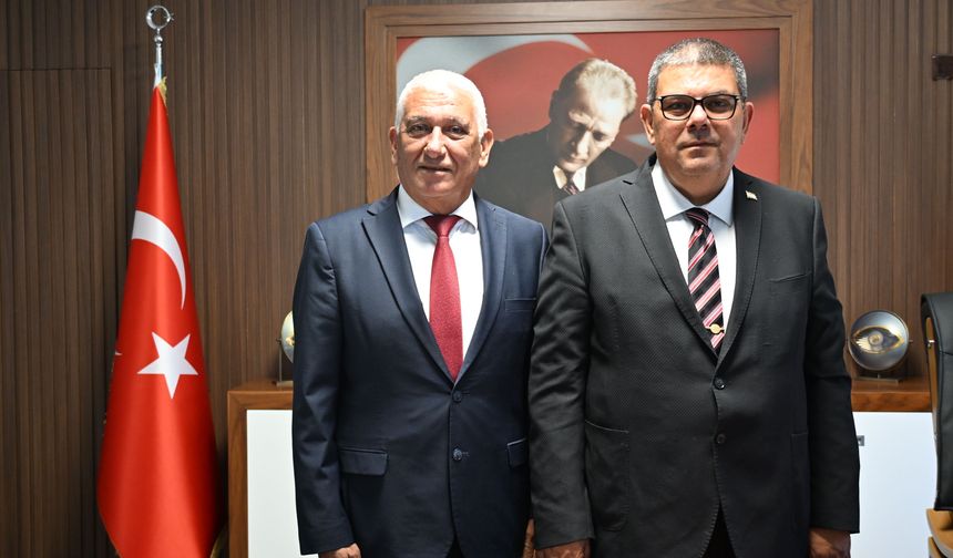 Maliye Bakanı Berova'dan Güzelyurt Belediyesi'ne ziyaret