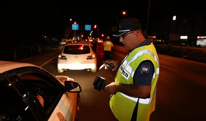 Trafik denetimlerinde 438 sürücü hakkında yasal işlem başlatıldı