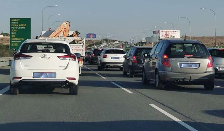 Güney Kıbrıs’ta, motorlu araç sayısı 1,1 milyona ulaştı