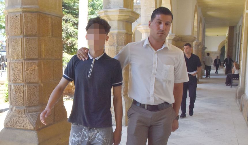 Şarj Aleti Yüzünden Çıkan Kavgada 16 Yaşındaki Zanlı Abisini Yaralamaktan Tutuklandı