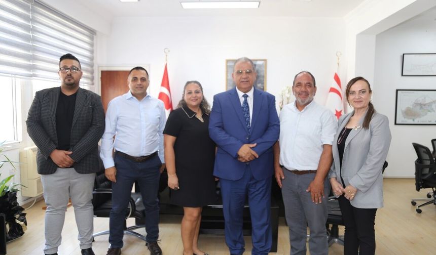 Sucuoğlu: "Muhtarlar, postaların kırsaldaki vatandaşlara ulaştırılmasına destek olacak"