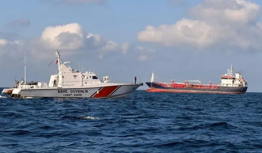 Girne’deki gemi faciasında 4'üncü gün: Kayıp 20 kişiyi arama çalışmaları sürüyor