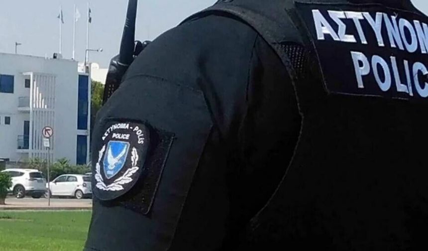 Güneyde iki polis açığa alındı