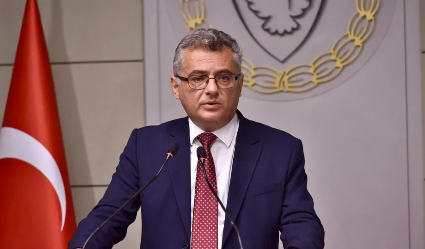 Politis Cumhurbaşkanı Erhürman ile yaptığı özel söyleşinin ilk bölümünü manşete çekti