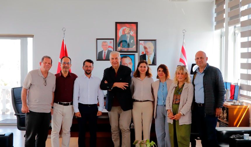 Kıbrıs Türk Pediatri Kurumu, Gazimağusa Belediyesi’ni ziyaret etti