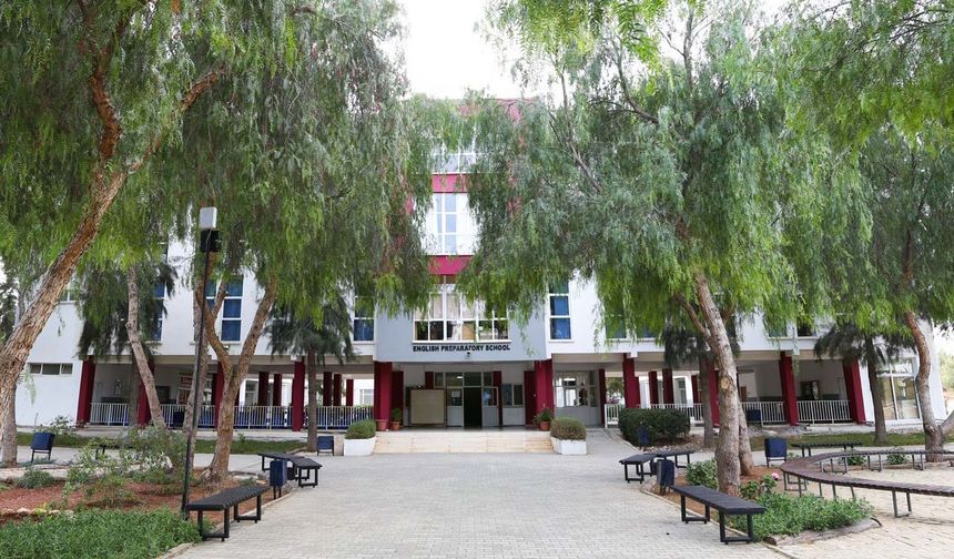 DAÜ Yabancı Diller ve İngilizce Hazırlık Okulu, Cambridge Sürdürülebilir Sınıf Yarışması’nda birinci oldu