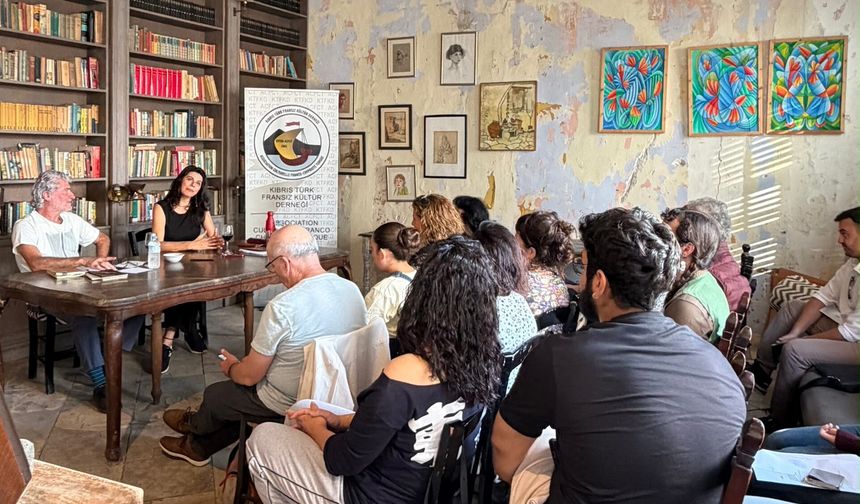Rüstem Kitabevi’nde “Nafia Akdeniz ile Şiir Buluşması”