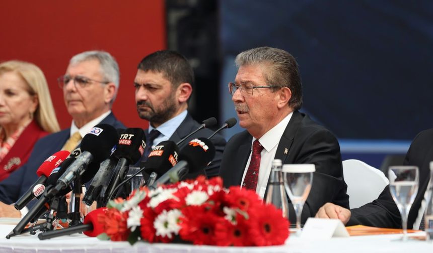 Üstel: “Biz konuşmuyoruz, çalışıyoruz. Yeni dönemde de halkımızın hayatına dokunan projeleri hayata geçireceğiz”