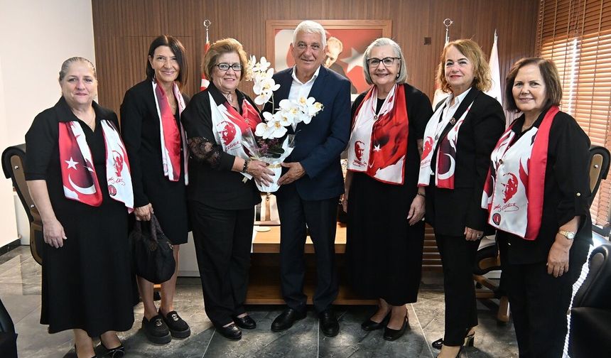 Özçınar, Kıbrıs Türk Kadınlar Birliği Güzelyurt Şubesi temsilcileriyle görüştü