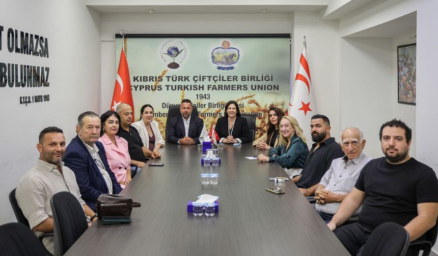 CTP, Kıbrıs Türk Çiftçiler Birliği’ni ziyaret etti… İncirli: “Planlı bir tarım politikası izleyeceğiz”