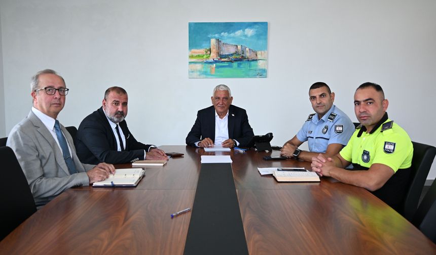 Güzelyurt’ta, üniversite öğrencilerinin trafik güvenliği için toplantı yapıldı