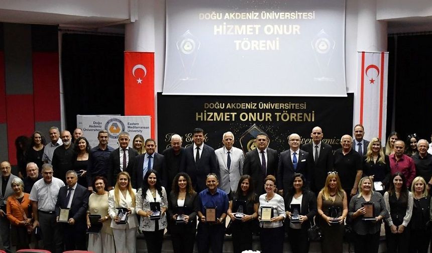 DAÜ’de, Hizmet Onur Töreni gerçekleştirildi