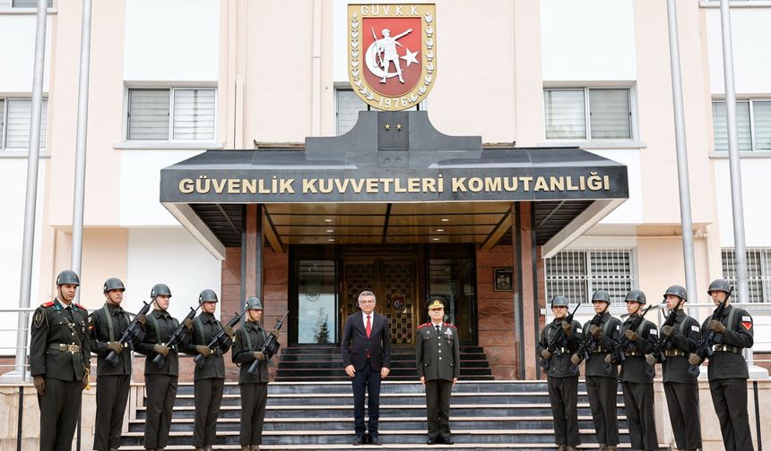 Cumhurbaşkanı Erhürman, Tümgeneral Bilir’i ziyaret etti