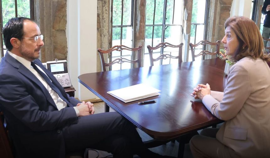 Holguin Hristodulidis ile görüştü: “Kıbrıs sorununda ilerleme sağlanması konusunda iyimserim"