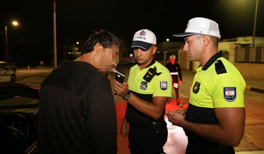 Trafik denetimlerinde 363 sürücü rapor edildi, bir sürücü tutuklandı